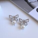 Vath flutur me kristale