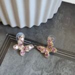 Vath flutur me kristale