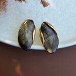 Vath ngjyrë të zezë